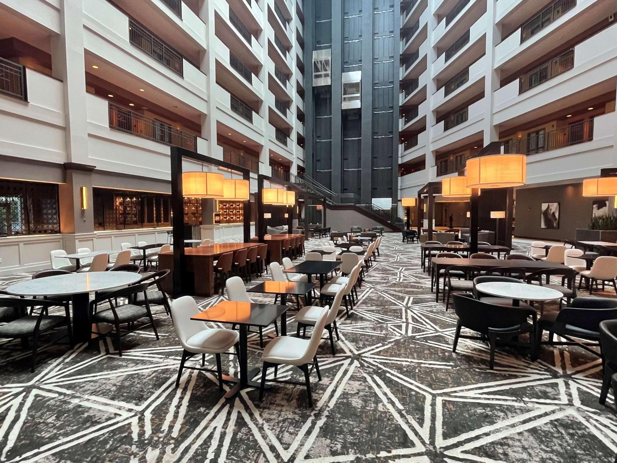 เอมบาสซี สวีท บาย ฮิลตัน ฮันต์สวิลล์ โฮเต็ล แอนด์ สปา Hotel ภายนอก รูปภาพ